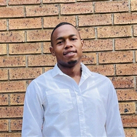 Nkosinomusa Floyd